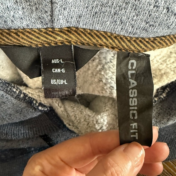 Volcom Blue Two Toned Hooded Men’s Sweatshirt Size L - Picture 8 of 10